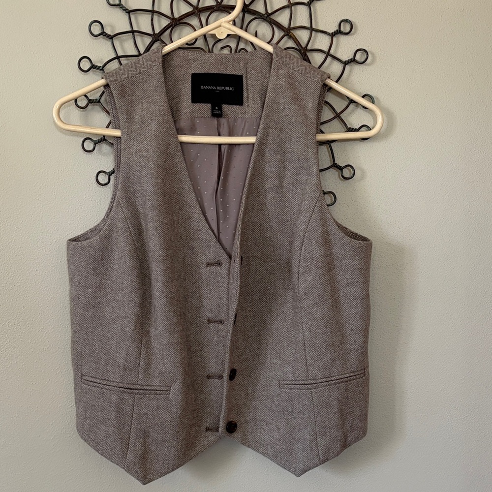 Banana Republic Women's wool blend Taupe Gray tweed Tailored Vest